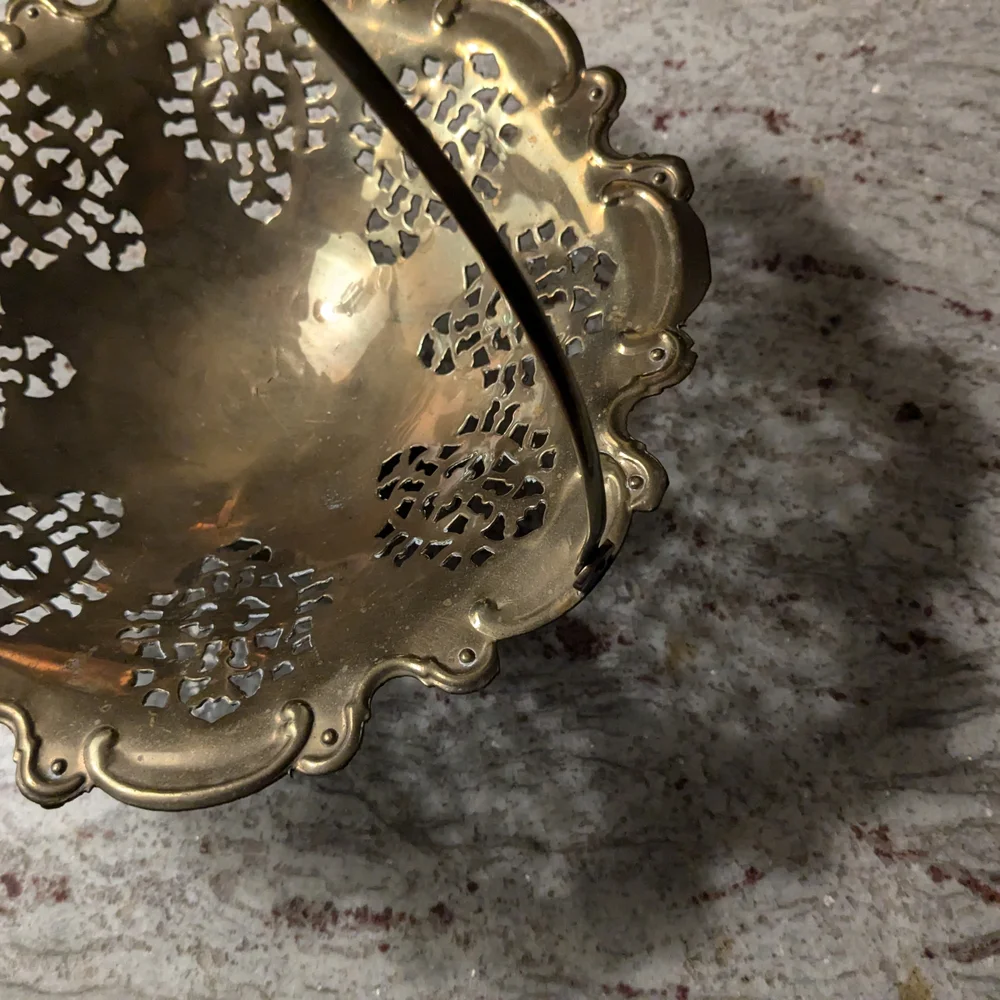 Vintage Brass Decorative Bowl Basket With Handle Victorian Pedestal